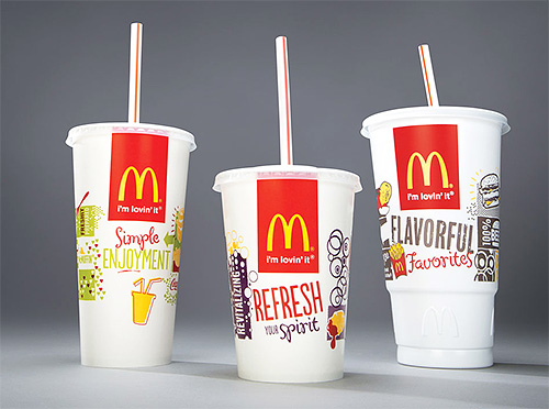 To make a bug trap with your own hands, you need two glasses of McDonald's of different sizes.