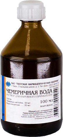 Chemerichna water really helps to remove lice and is available at any pharmacy.