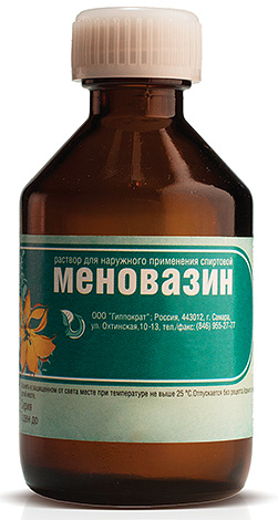 Means Menovazin reduces itching and soreness at the site of the bite, creating a feeling of coolness due to menthol.