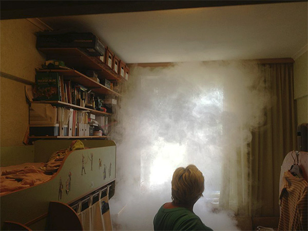 Insecticidal smoke from checkers fills all rooms of the apartment, destroying insects even in the most secluded places.